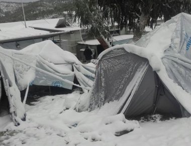 Για ποιο λόγο δεν αφήνουν τους δημοσιογράφους να μπουν στην Μόρια